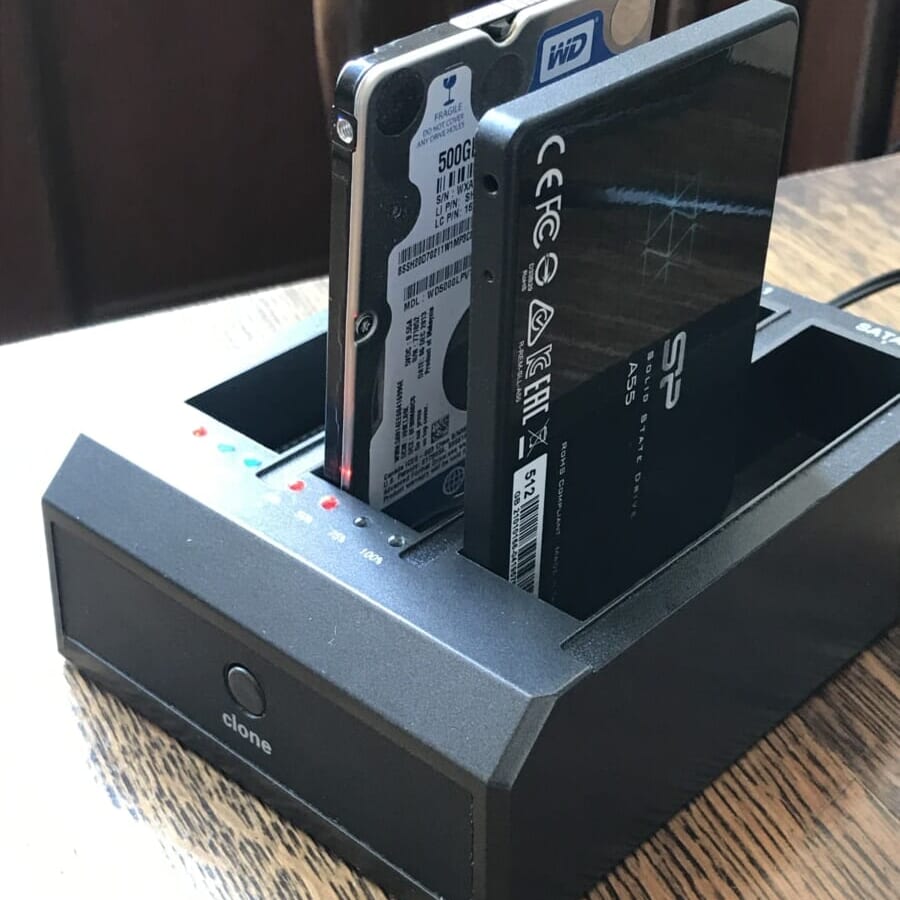 HDDからSSDにクローン作成