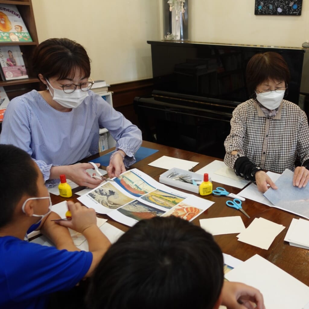 革貼り絵の工作イベントが始まりました！ 浮世絵貼り絵 兵庫県加古川市